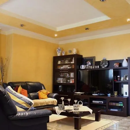 Amaya Villa